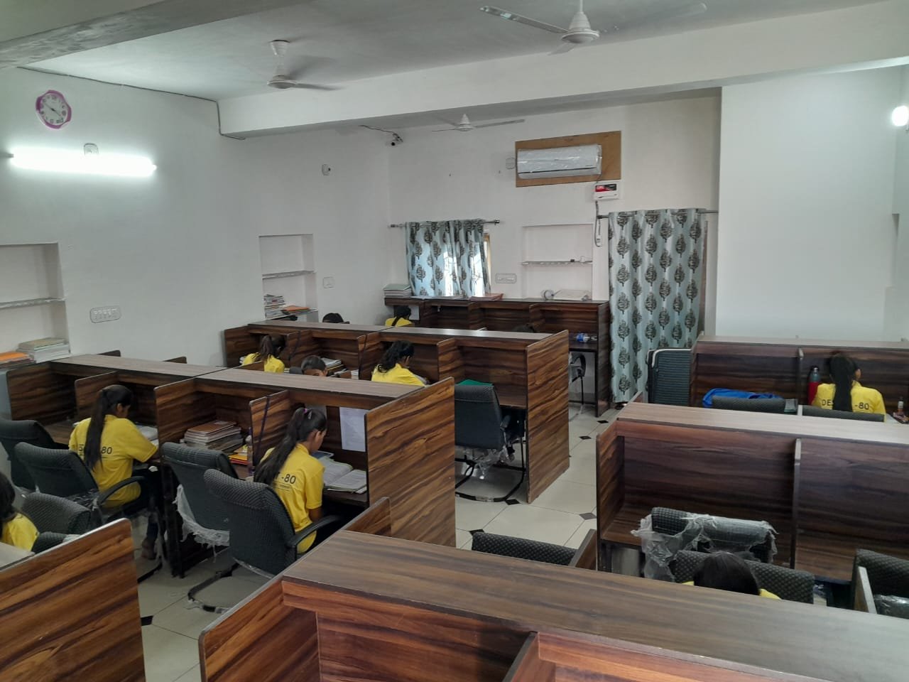 PUBLIC LIBRARY BAJJU Image